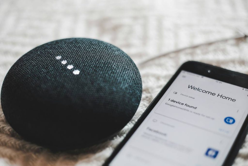 Voice-Controlled Amenities: The Secret Sauce of Modern Vacation Rentals (And Why Your Guests Are Demanding Them)