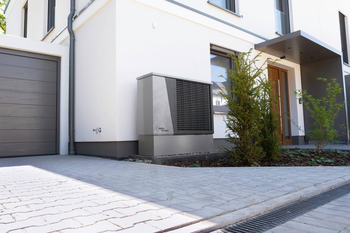 Smart Thermostat Rentals: The Hidden Game-Changer for Modern Vacation Homes